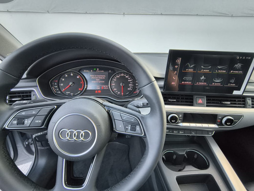Audi A4 S Tronic Select