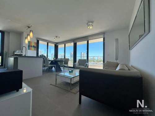 Venta De Apartamento De 2 Dormitorios En Edificio View I