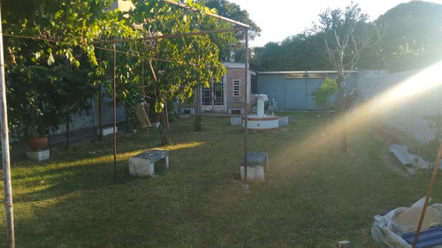 Importante Casa En Venta Con Local Comercial