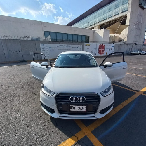 Audi A1 1.4 Urban S-tronic Dsg