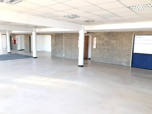 Imagen 18 de 29 de Alquiler Oficinas San Isidro