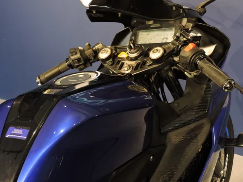 Yamaha Yzf- R15