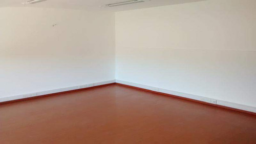 Cerro Venta Oficina Con Una Cochera A Metros Mujer Urbana