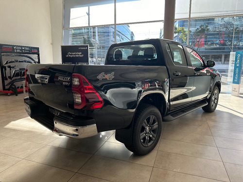Toyota Hilux Pick-Up 2.8 Cd Srv 204Cv 4X4