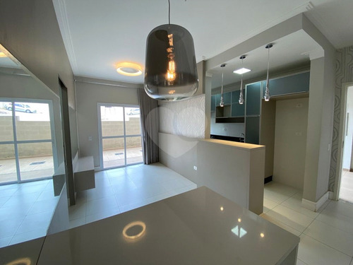 Imagem 2 de 30 de Apartamento Decorado Com Planejados, 02 Dormitórios Com 01 Suíte E Quintal, No Jardim Villaça - Reo618479