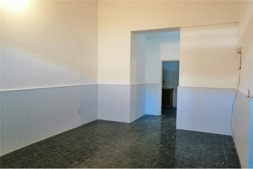 Alquiler Oficina O Local Comercial- Ciudad Vieja