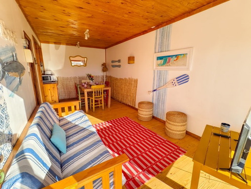 Casa En Arriendo Año Corrido En Avenida Del Mar, Maitencillo