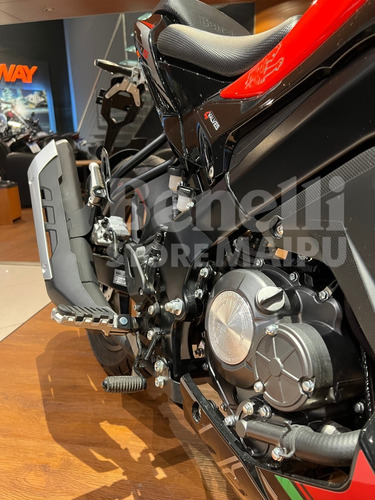 Imagen 8 de 15 de Benelli 180s