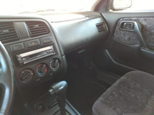 Nissan Primera Gxe 2.0