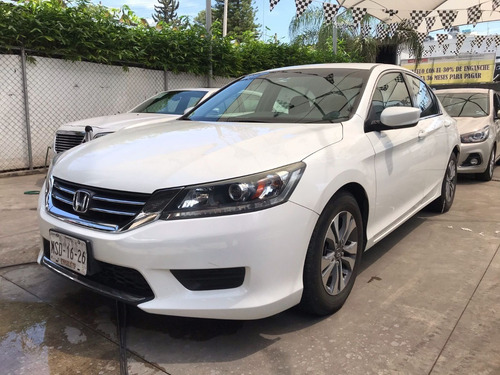 Imagen 1 de 8 de Honda Accord