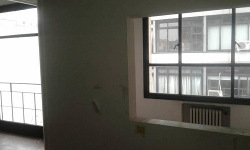 Av Corrientes 2200 Balvanera Oficina 28m2 U$44.000