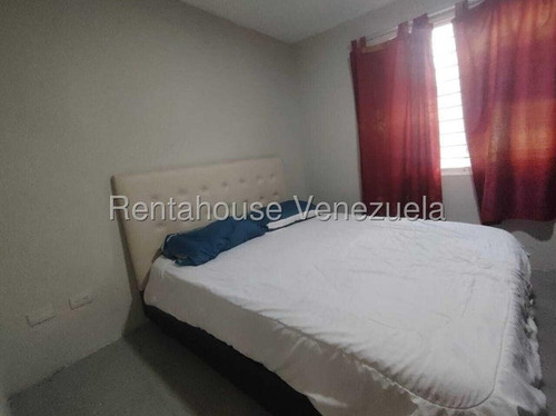 Marianny Gonzalez, Alquila Townhouse Equipado Av Ribereña Cabudare Lara