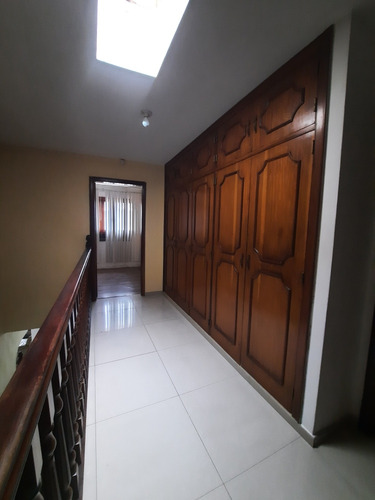 Yannet Inmuebles Vende Casa Calle Cerrada Trigal Norte