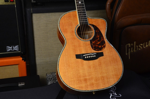 Violão Takamine Ltd 2022