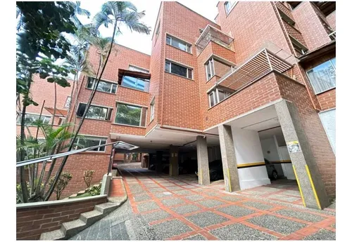 Apartamento En Venta Poblado Transversal Inferior