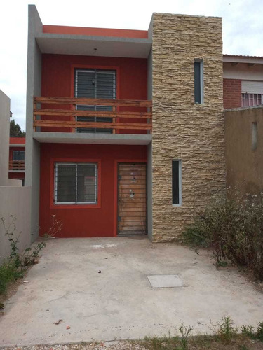 Imagen 4 de 4 de Venta Duplex - Calle 1 Entre 88 Y 89