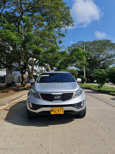 Imagen 2 de 10 de Kia Sportage 2014 2.0 Revolution Diésel