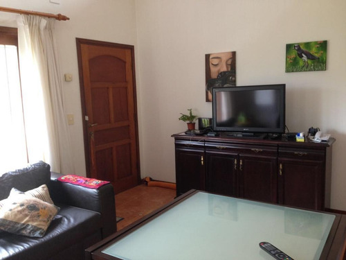 Casa De 3 Dormitorios En Punta Del Este, Jardines De Córdoba