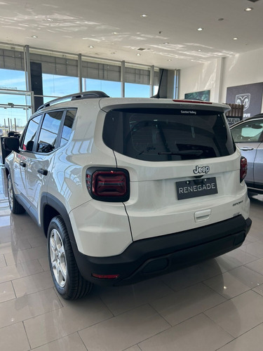 Jeep Renegade 1.8 Sport At6