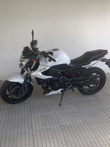 Yamaha Xj6