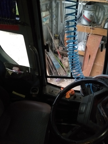 Volvo B7r 2004