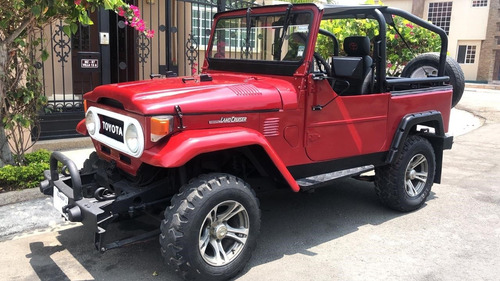 Jeep - Toyota Land Cruiser Fj40 4x4
