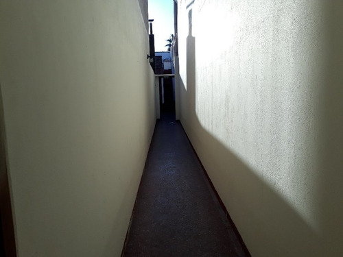 Imagen 3 de 14 de Departamento Tipo Casa En Venta En Lanus Oeste