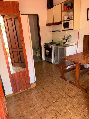 Inmobiliaria Costa Azul Vende, Muy Lindo Complejo De 5 Apartamentos Sobre Calle Principal Aníbal Falco En La Playa De La Aguada , La Paloma , Rocha.