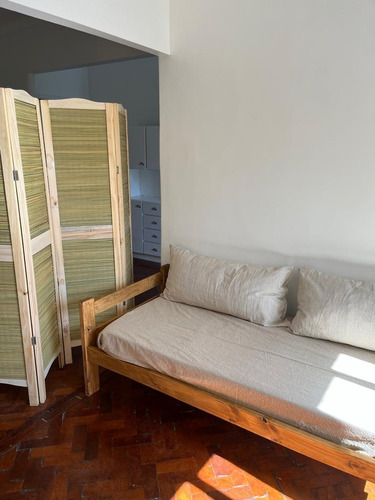 Reservado // Departamento Luminoso De 3 Ambientes Con Dependencia, Recoleta, Alquiler Temporal