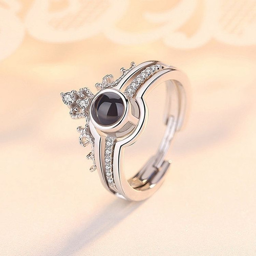 Imagen 4 de 5 de Anillo Proyecta Te Amo En 100 Idiomas Color Oro Y Plata