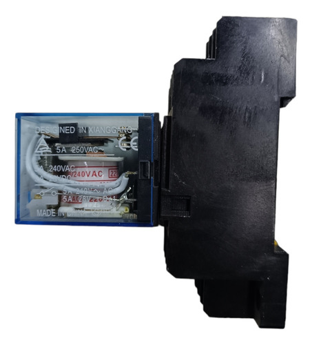Relevador Encapsulado Omron My3n-j 220vac 11 Pines Con Base