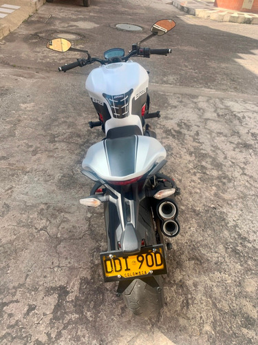 Ducati Monster 821