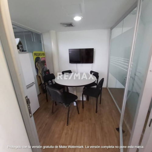 Imagen 7 de 14 de Hilmar Rios C156181 Alquila Oficina En Naguanagua Tlf-0414-432-69-46 @hilmaririos.remax.al
