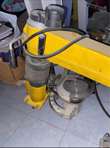 Sierra Dewalt Dw750 (Usado)