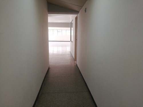 Imagen 5 de 13 de Planta Industrial En Alquiler En La Urbina