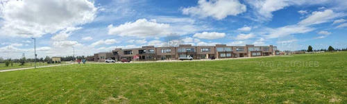 Casa Dúplex En Venta En Dolores, Costa Atlántica, Buenos Aires