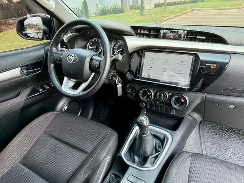Toyota Hilux 2.7 Gasolina 4x4