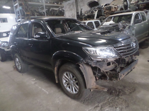 Imagem 2 de 8 de Sucata Hilux Sw4 3.0 Diesel 14 Blindada Retirada De Peças