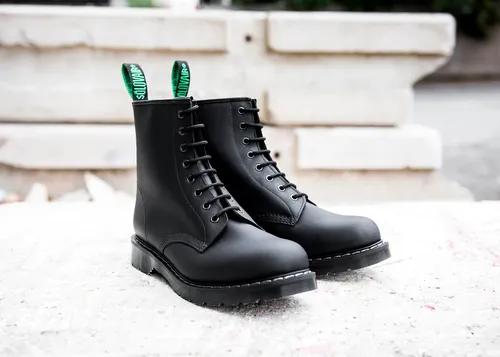 Dr martens solovair boots sales