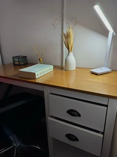 Escritorio Moderno Con Silla Incluida Blanco Y Marron (Usado)