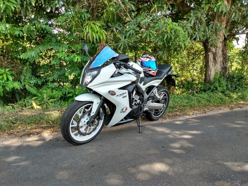 Imagem 10 de 11 de Honda Cbr 650f