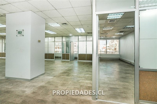 Imagen 3 de 12 de Oficina En Arriendo En Las Condes