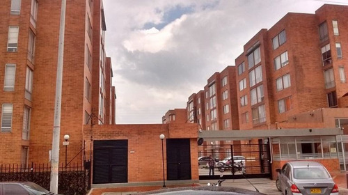 Imagen 1 de 14 de Apartamento Remodelado, Rentando, Ubicadisimo, Central