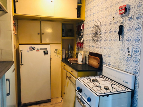 Apartamento En Muy Buena Ubicacion, De 1 Dor, 1 Baños Con Excelente Linda Vista.-ref:2211