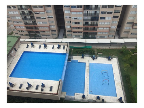 Apartamento Como Nuevo Con Deposito Y Parq Cubierto En Club House Ibaguè