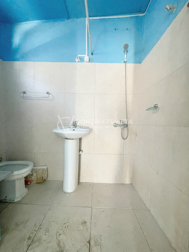 Imagen 8 de 9 de Casa 2 Dormitorios Sayago