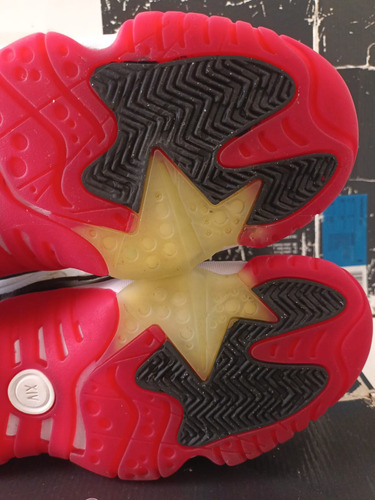 Tenis Jumpman Two Trey Bred Concord (28.5cm) Air Zoom Chicago Mvp (Usado)
