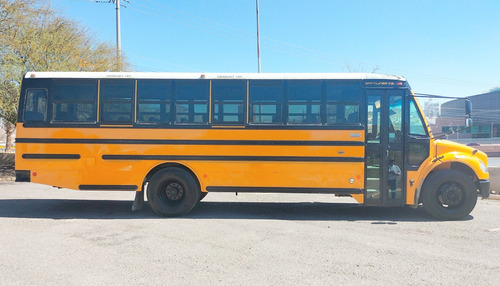 Camion De Pasajeros Tipo Escolar Thomas