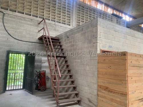 Galpon Industrial En Alquiler, La Macarena, 24-26263, Jg