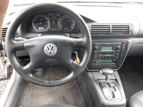 Volkswagen Passat 1.8 20v 4p Turbo Automático